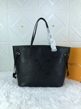 Louis Vuitton LV NEVERFULL Tourterelle Black Totes Bags